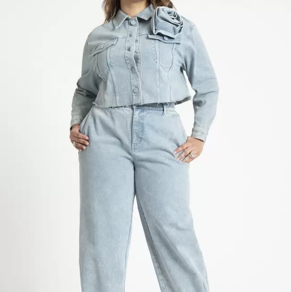 Denim Rosette Cropped Jacket - Picture 4 of 4